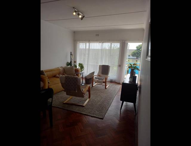 2 BEDROOM PROPERTY TO RENT IN DARRENWOOD